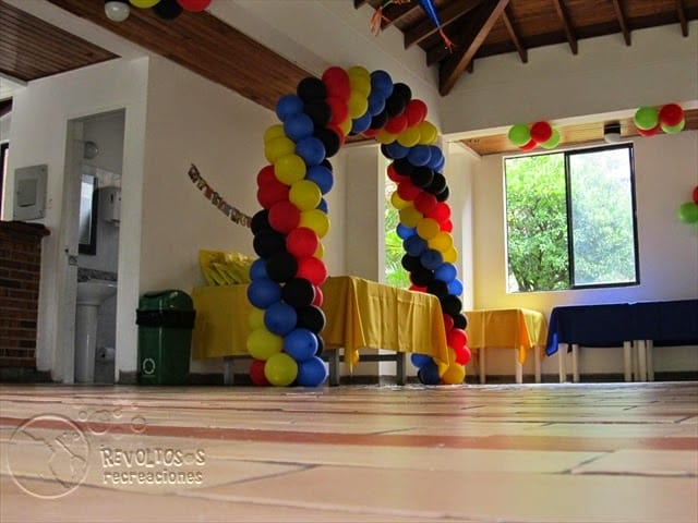 DECORACION BASICA CON GLOBOS