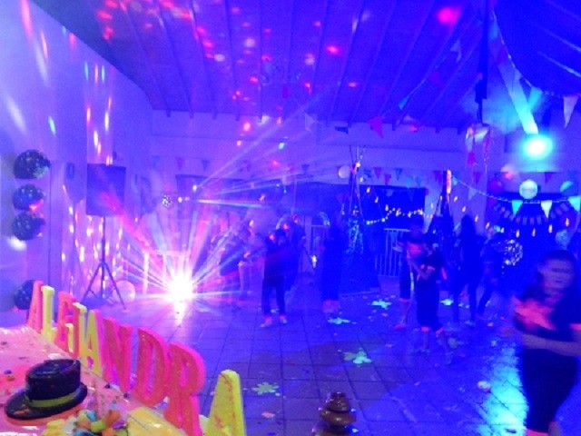 chiquiteca medellin luces laser