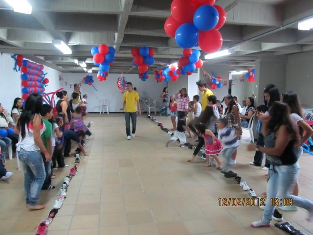 dinamicas 1 2 3 a mover los pies
